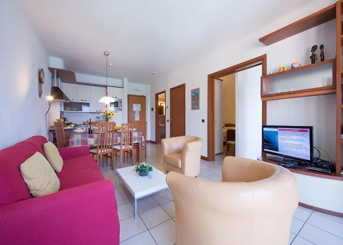 Appartement Mit Seeblick Auf Den Luganersee